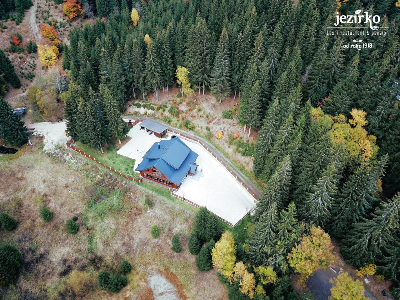 Jezirko Lesni Restaurant & Penzion Jáchymov Dış mekan fotoğraf